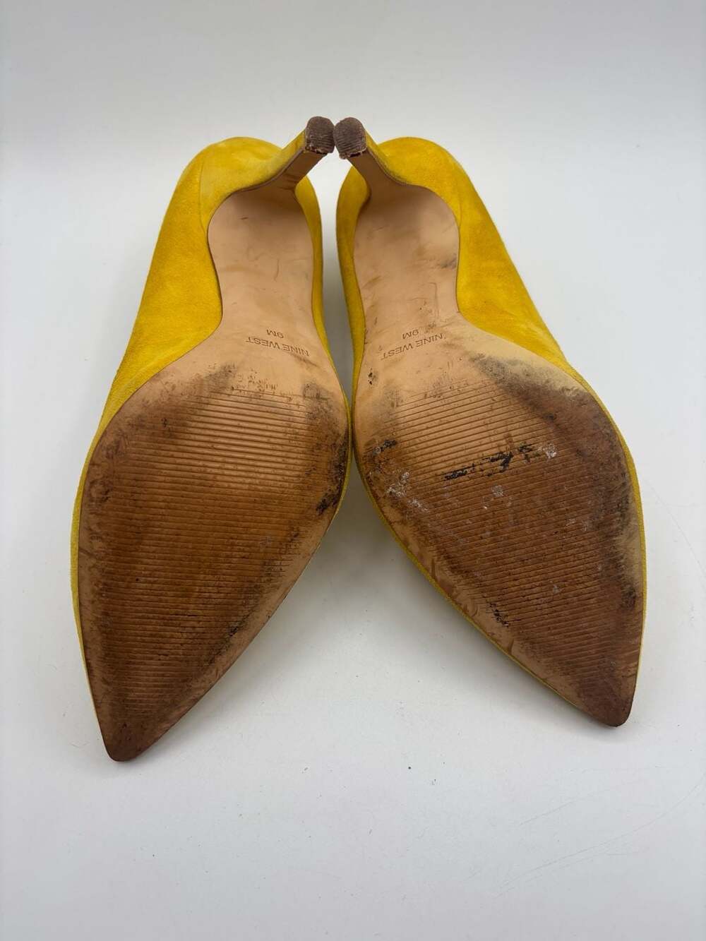 Nine West Yellow Suede Pointed Toe Stiletto Pumps Size 9M - Picture 7 of 7